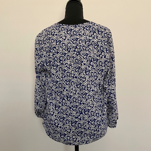Collective Concepts Tie Top, Royal blue with White Floral design, EUC, M - Picture 8 of 9